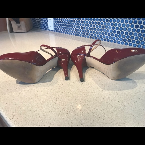 Via Spiga Cranberry/Maroon Heels - Picture 3 of 7